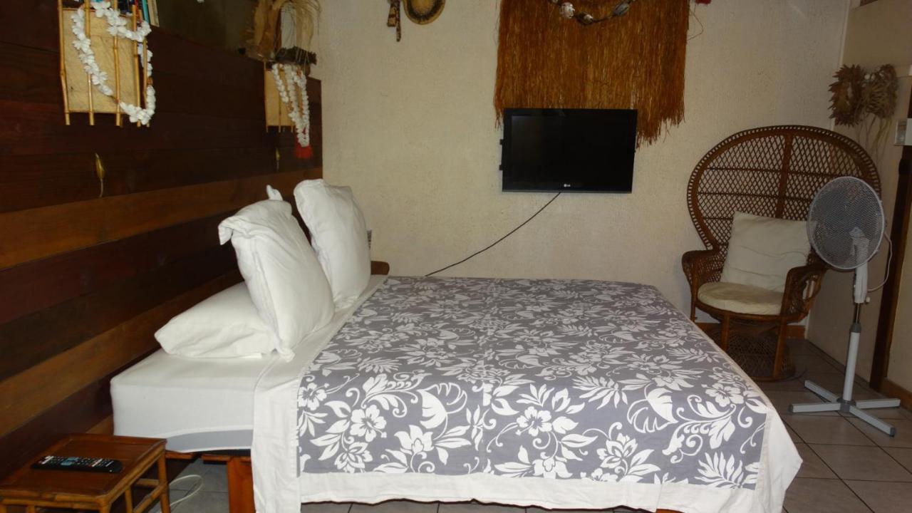 Le Charme Polynesien Proximite Plage Et Commerces Пунауиа Екстериор снимка